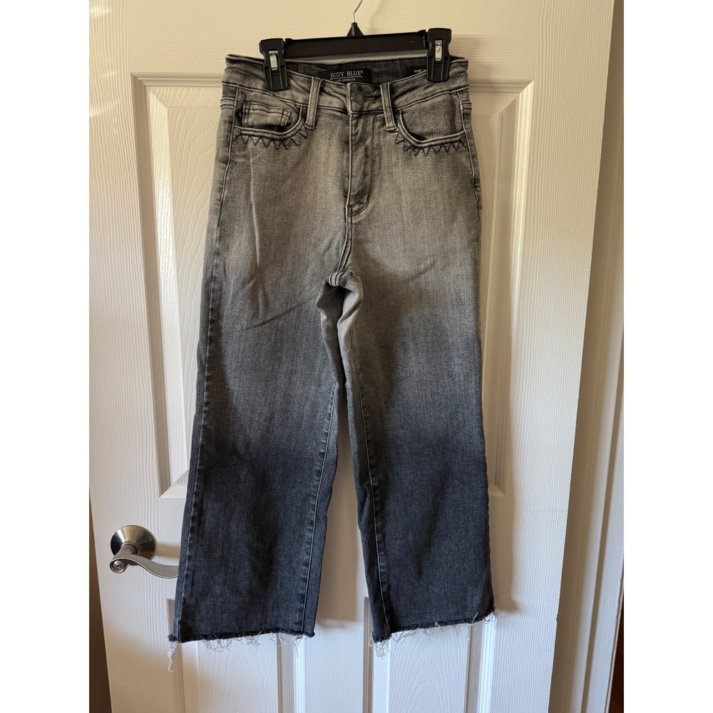 Judy Blue Wide Crop Jeans Women 1/25 Grey Ombre Raw Hem High Rise JB88949 GRY